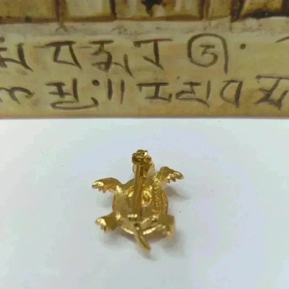 Monet Gold Turtle Brooch with Green Gem Eyes - Picture 2 of 5